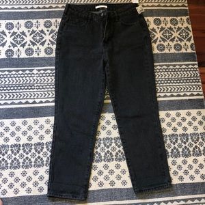 Black Pacsun Mom Jeans Size/ 27 Short